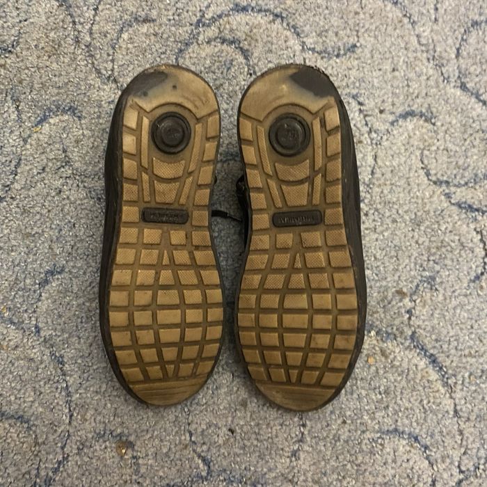 Продам кросовки