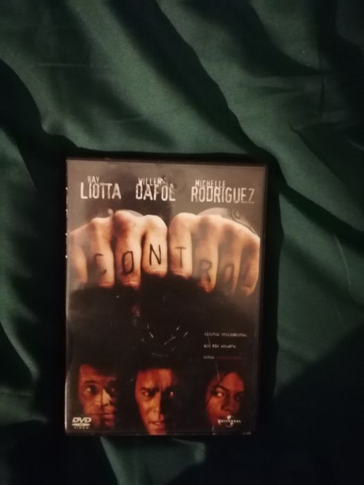 Filme semi novo(Control)