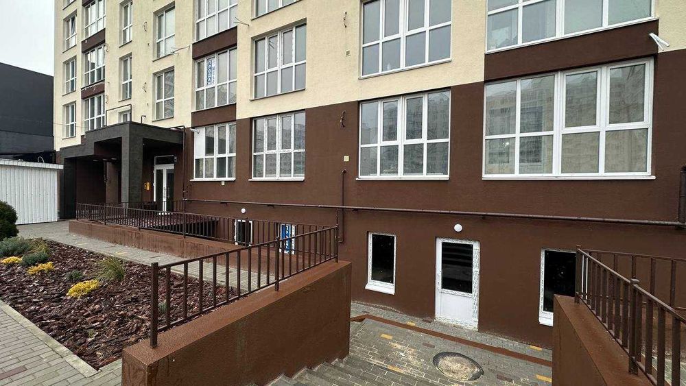 ПРОДАЖ: Комерційне приміщення житловий масив Масани 80 м2