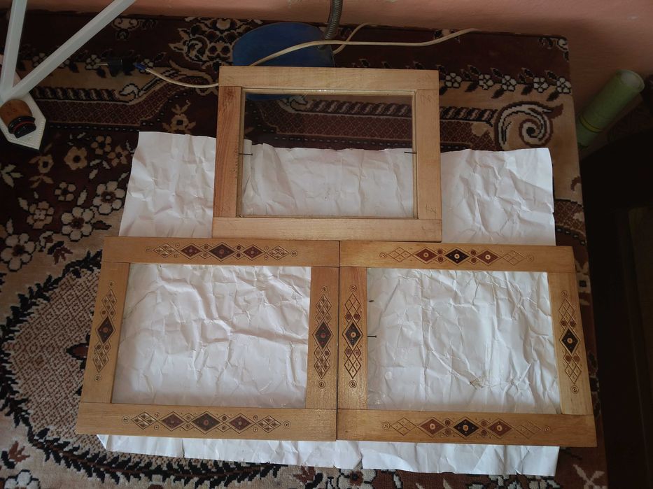 Рамки різьблені з дерева