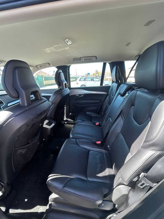 Volvo XC90 D4 Momentum