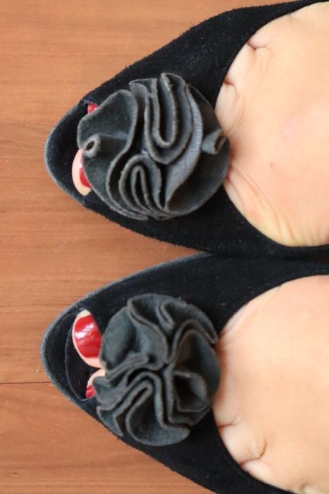 Zamszowe szpilki VENEZIA