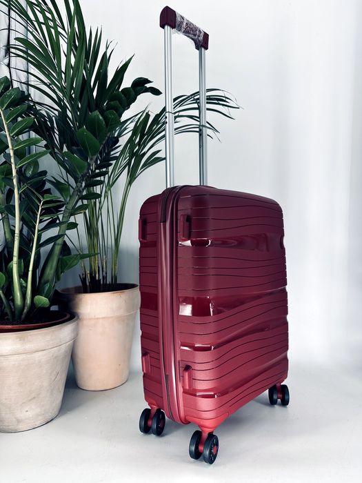 Nowa walizka mała kabinowa polipropylen, torba / walizki podróżne