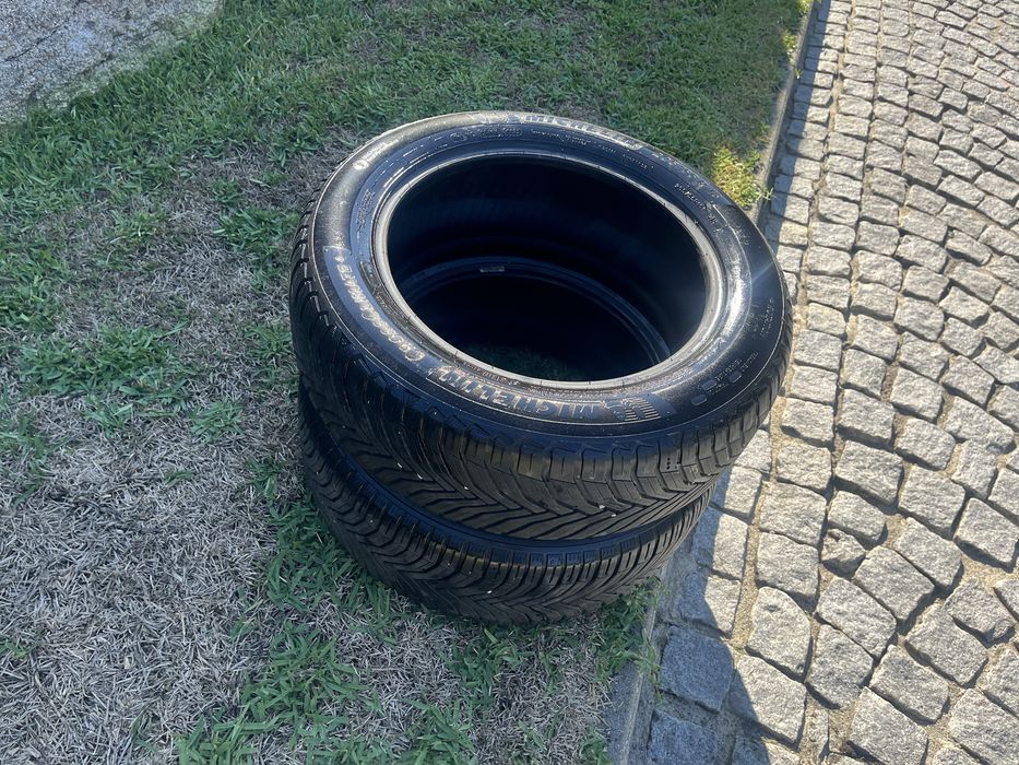 2 Pneus 205/55R16 Michelin CrossClimate - Bom estado