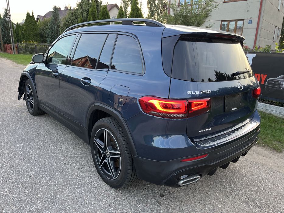 Mercedes-Benz GLB 250 AMG Pakiet 4Matic 2020 Rok 2.0 Benzyna Uszkodozny