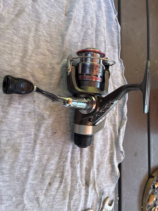 Daiwa MegaForce 2050x na czesci.