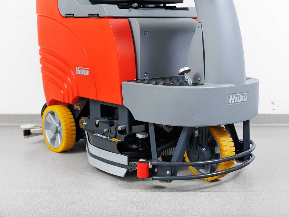 Szorowarka Hako Scrubmaster B115 R TB650 NOWE BATERIE 2014r 699h 23500netto