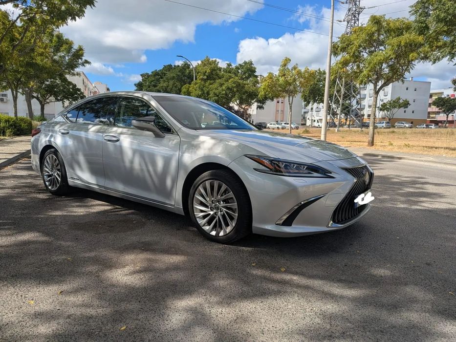 Lexus ES 300h Executive+