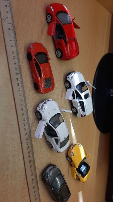 Машинки,погрузчик,автобус,грузовики,вертолёт модели и игрушки