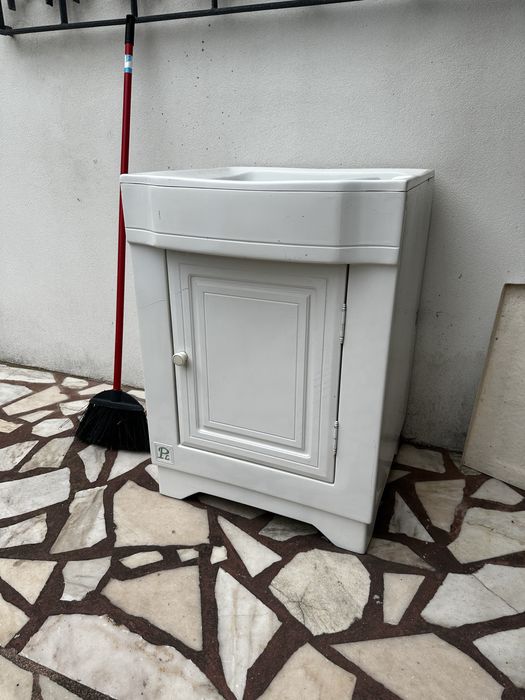 Tanque roupa em plastico - usado