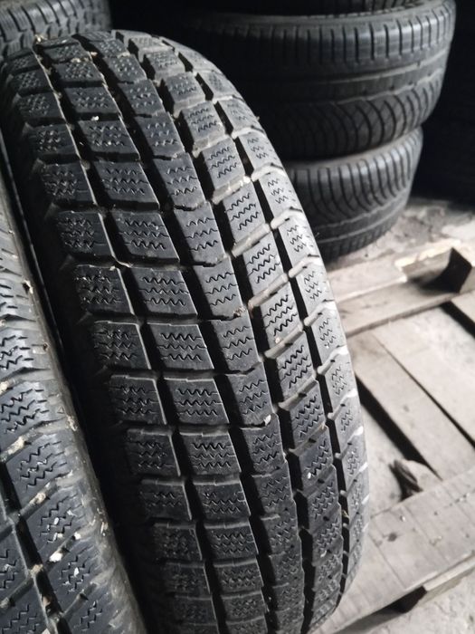 165.70.14 Nexen 2шт зима гума склад Харків Шиномантаж 65 60 шини