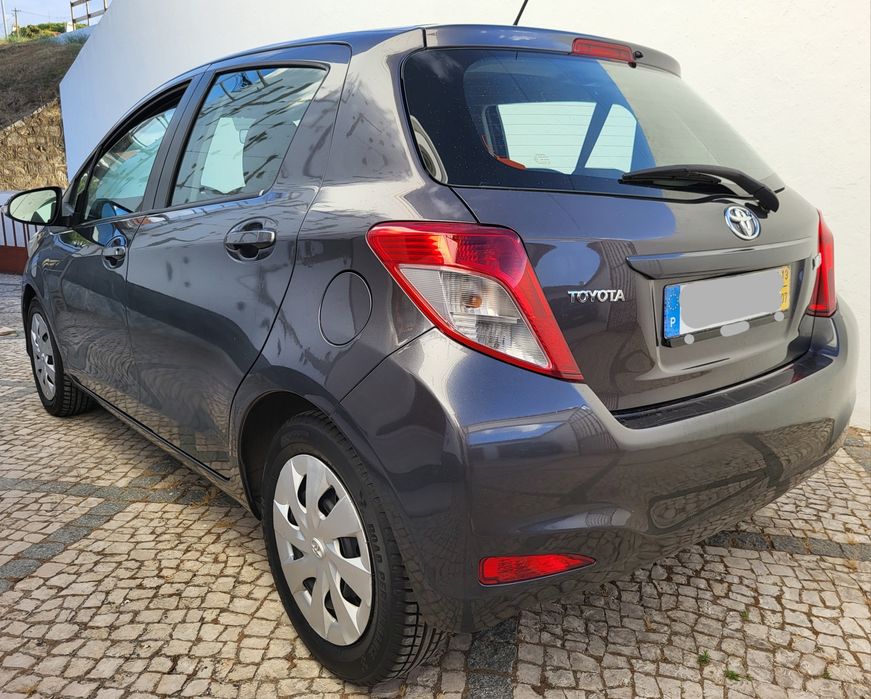 Toyota Yaris 1.0 vvt-i 69cv 112mil km foto 4