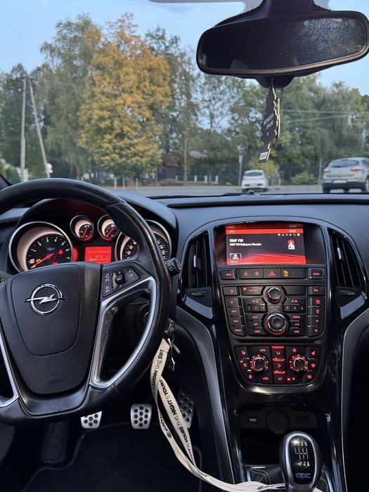 Astra OPC | 320 KM | Manual | Kuty |
