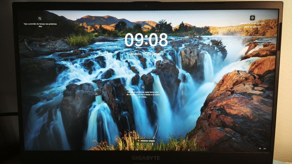 Portátil Gigabyte G7 1.5TB M.2 17.3" FHD RTX 3050 - GAMING