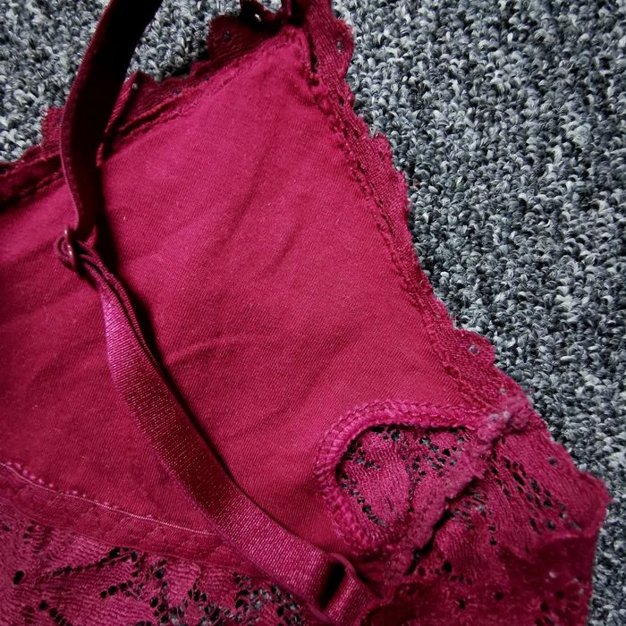 Koronkowy top/ biustonosz typu BRALETTE BORDO XS