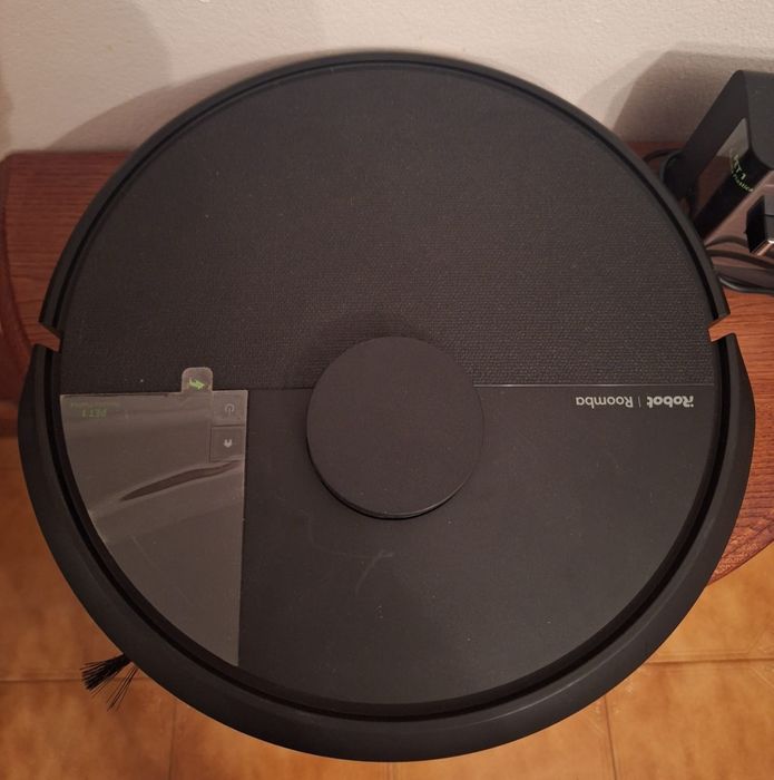 Aspirador Robô iRobot 105