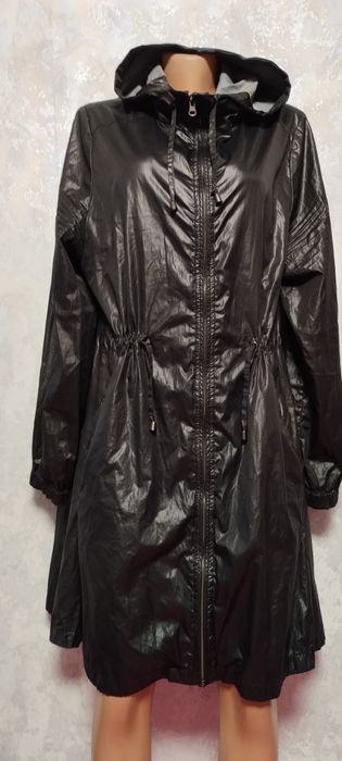 Жіночий плащ з капюшоном р.М