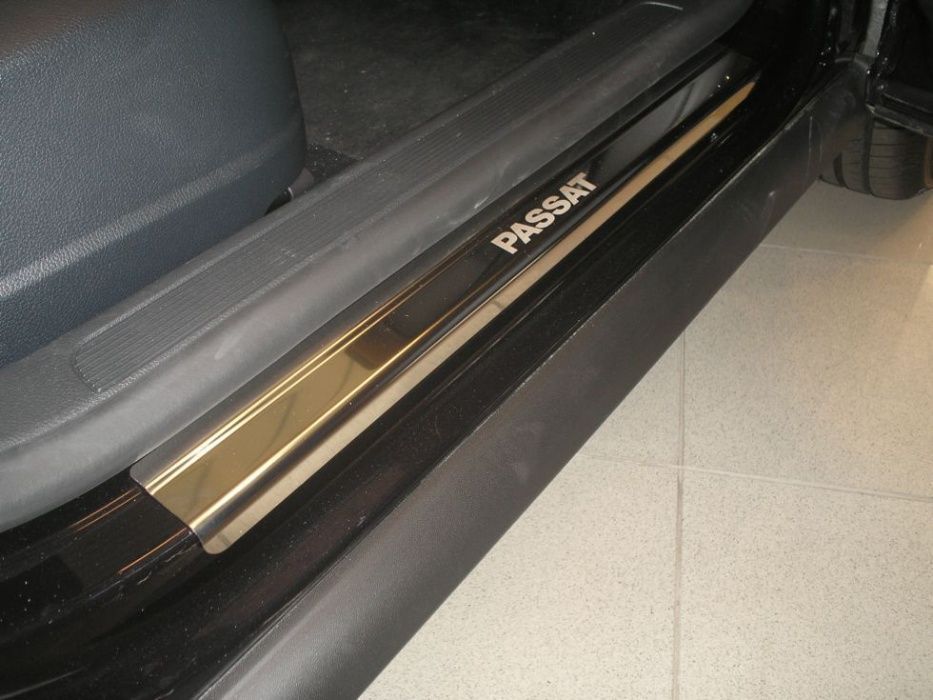 Накладки на пороги Volkswagen Passat B5 B6 B7 B8 CC Polo Tiguan Touran
