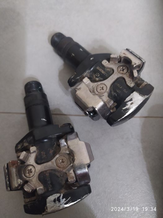 Sapatilhas specialized 46 + pedais encaixe shimano