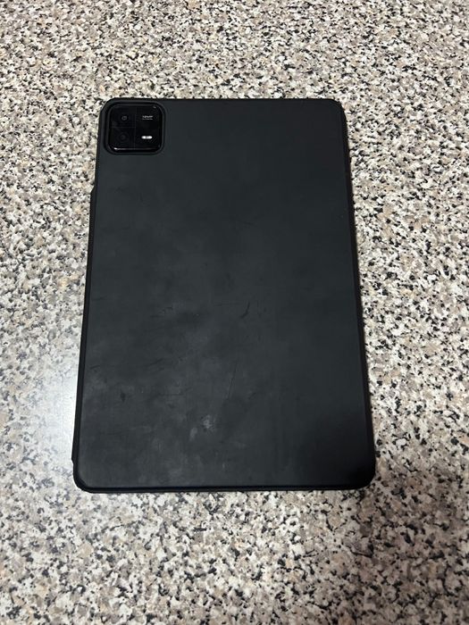 Xiaomi Pad 6 com pouco uso e em excelente estado