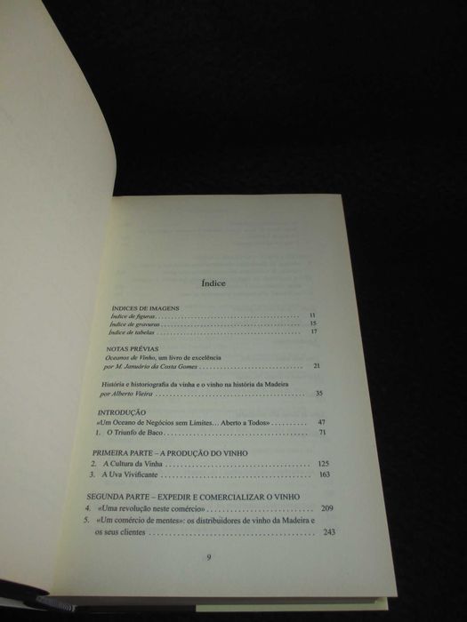 Livro Oceanos de Vinho David Hancock