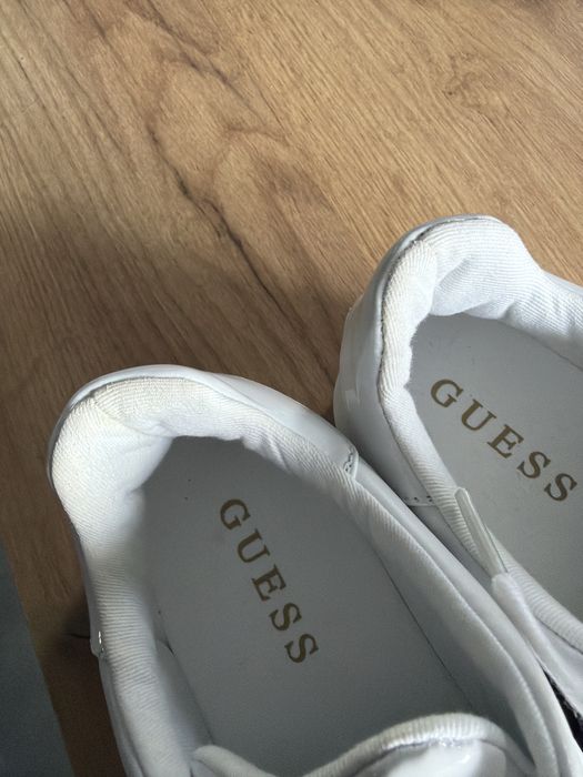 Sneakersy guess r37