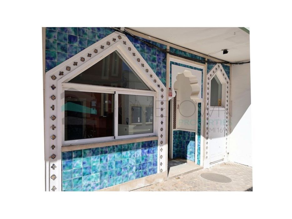 Espaço Comercial, com potencial para habitação