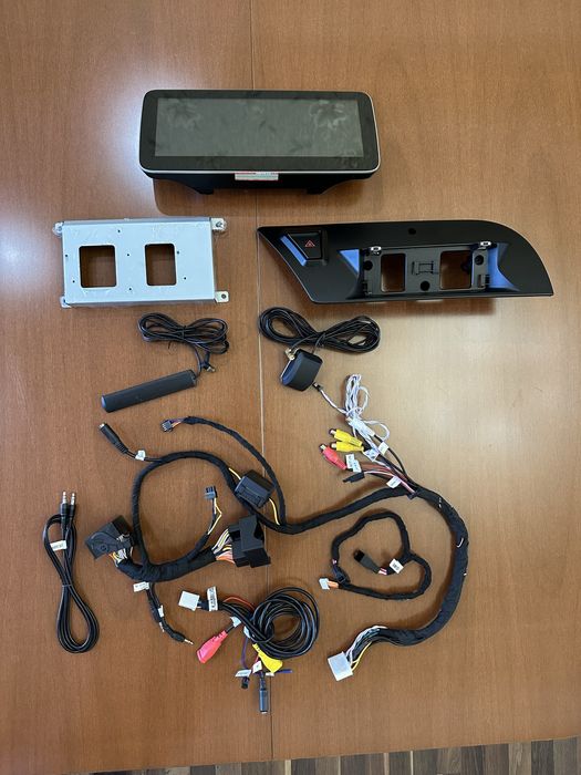 Магнитофон на AUDI A4 B8 з CarPlay GTD007