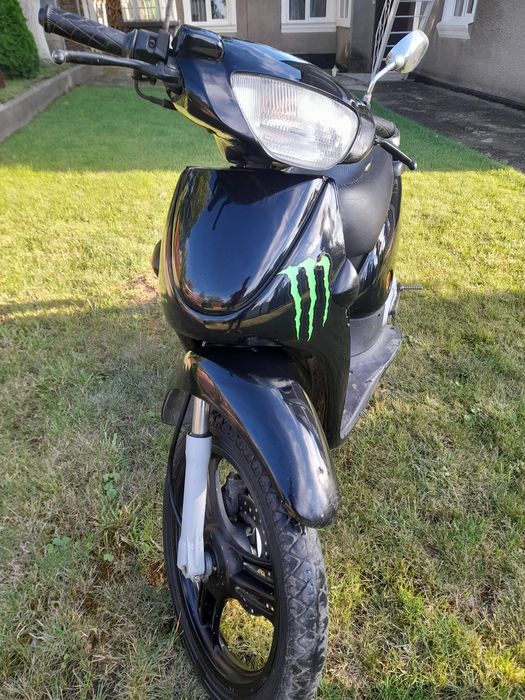 Продам скутер 50 куб aprilia