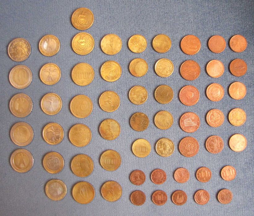 Монеты EURO обменяю по номиналу на банкноту.