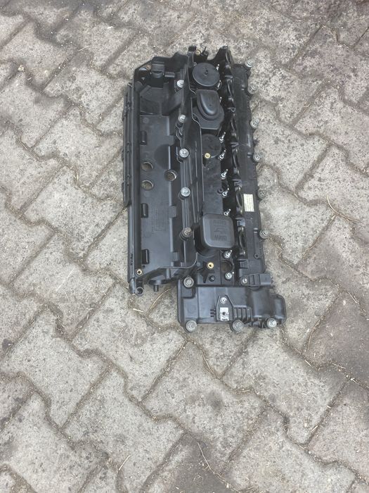 Pokrywa Zaworów BMW M57 3.0d E60 E90 E53 X5 E83 X3 E70