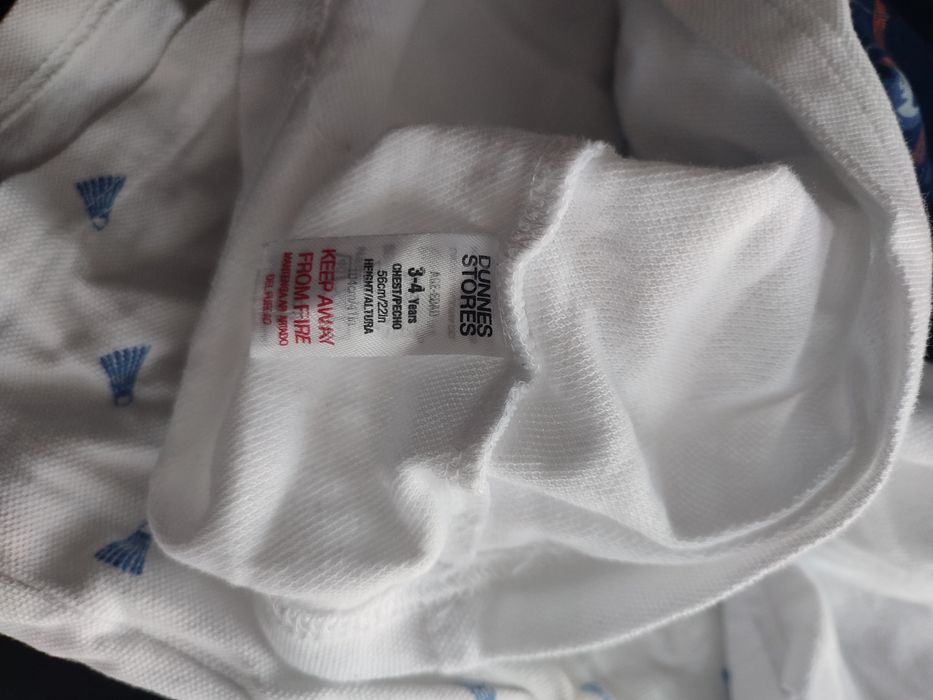 zestaw trzech koszulek polo rozmiar 104