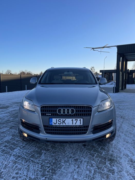 Продам Ауди Q7 Нерозмитнену