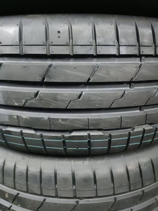 Pneus 225/55/17C e Ligeiro