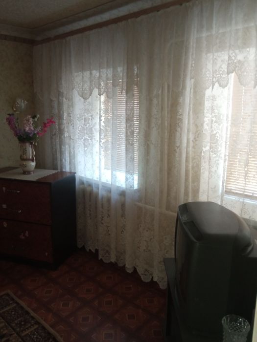 Знаю кімнату в будинку, район ринка Колос