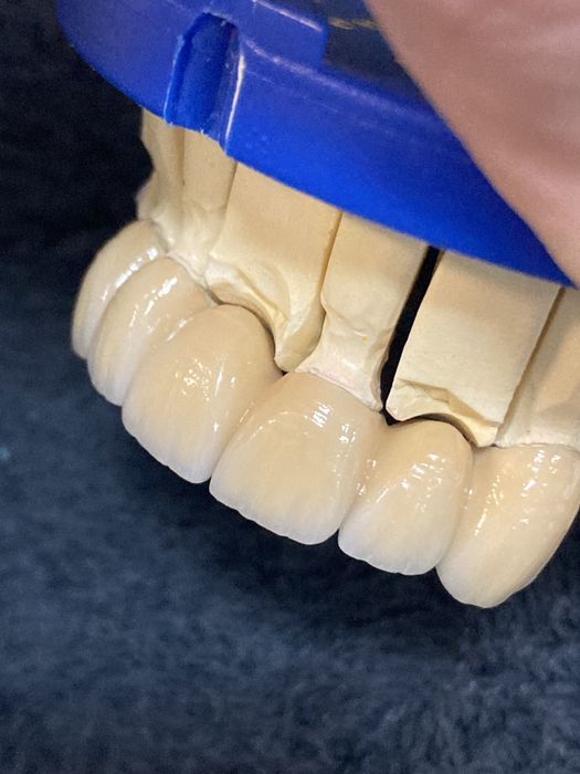 Зубний технік,Одеса,Котовського.