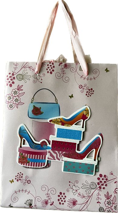 Elegancka różowa torebka prezentowa 3D 30x22x10,5 cm