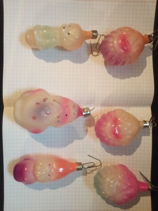 Новорічні іграшки скляні