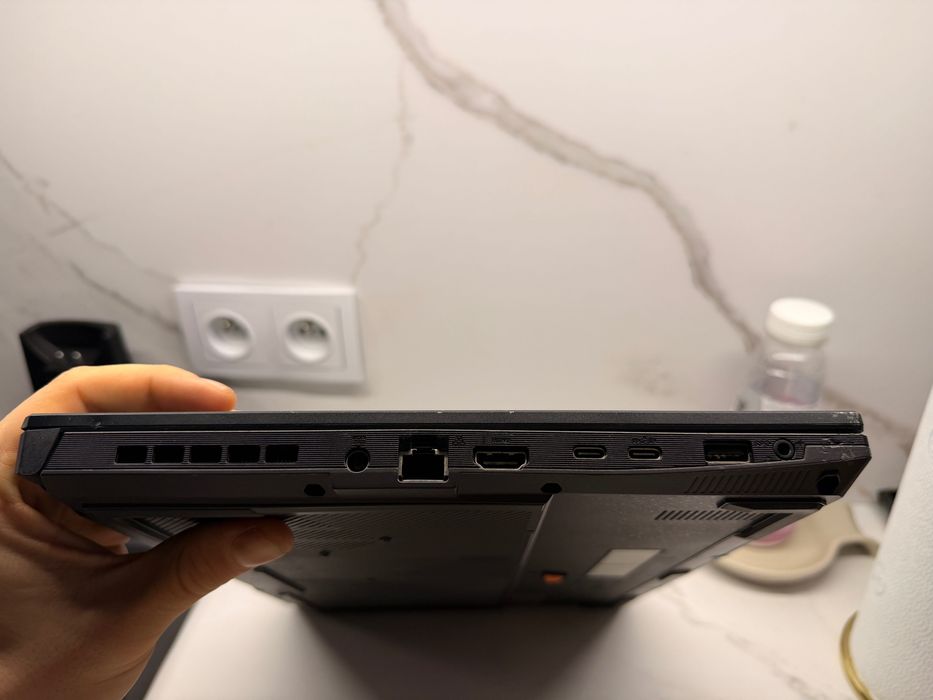 ASUS TUF Gaming A15 RTX 4060 | Ryzen 7 16GB RAM 512 GBSSD 144Hz Win11