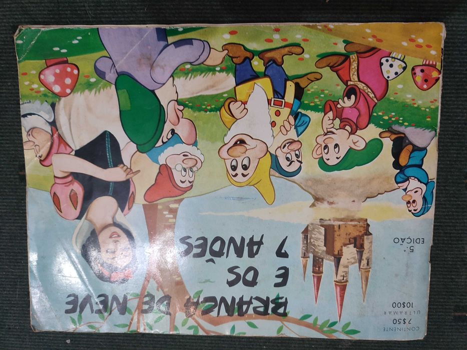 Caderneta de Cromos antiga Branca de Neve e os Sete Anões
