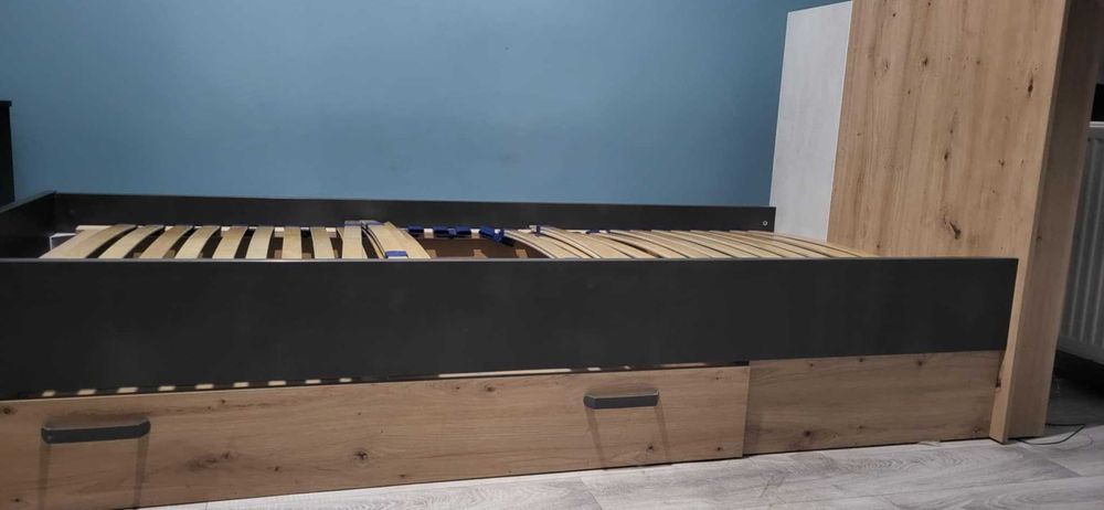 Lenart łóżko młodzieżowe jednoosobowe z kolekcji Qubic 90/200