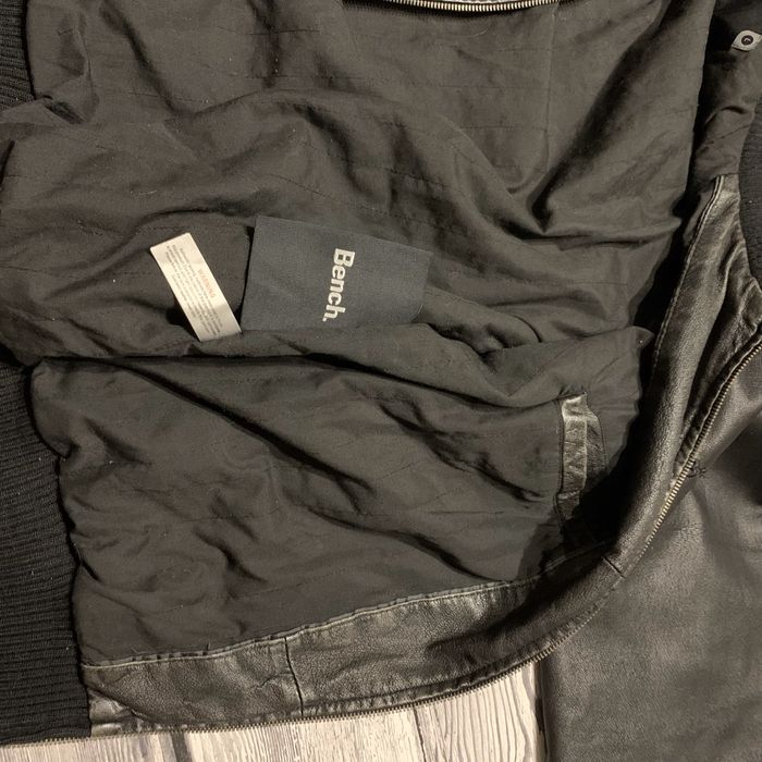 Кожаная куртка Bench Manchester Black Casual Signature Pilot Bomber Alpha Aviator