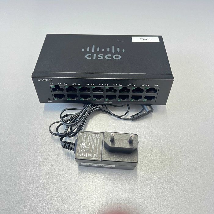 Комутатор Cisco SF110D-16 — 16 портів Ethernet