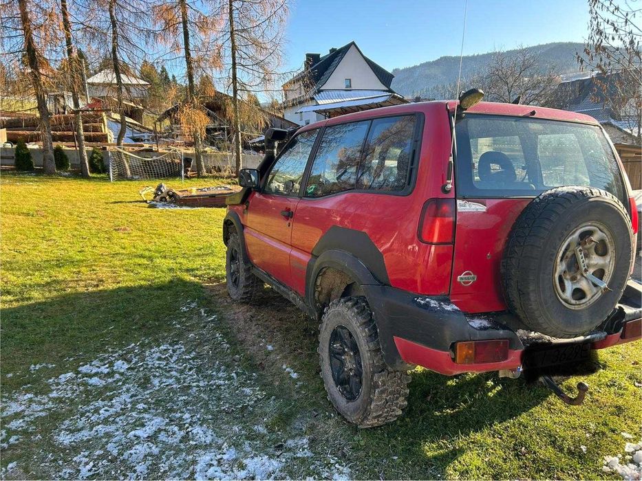 Samochód terenowy Nissan Terrano