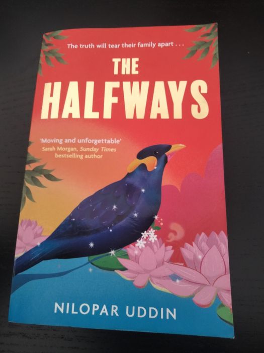 Livro 'The Halfways'