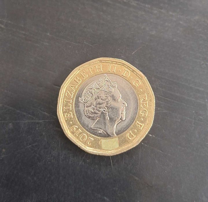 Libra / Moeda One Pound 2019 Rainha Elizabeth II