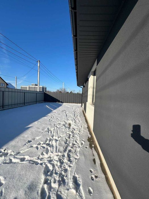 Будинок в Дмитрівці на 4,6 соток. без комісії, 3 кімнати