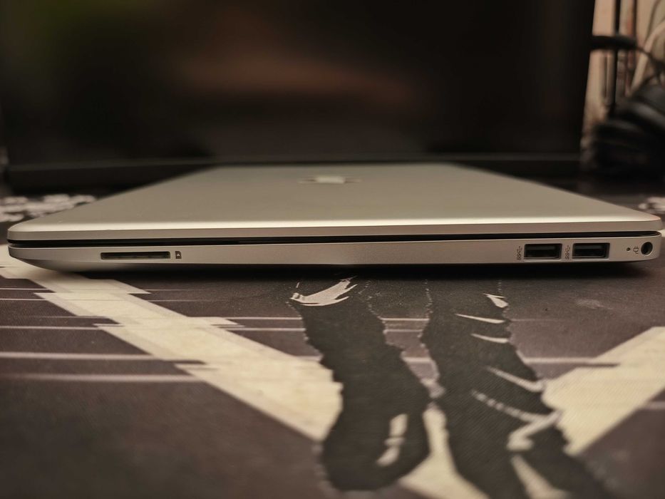 HP 15 Touch (15-dw2025cl) 15.6" | i5-1035G1 | 12/256Gb | Touchscreen