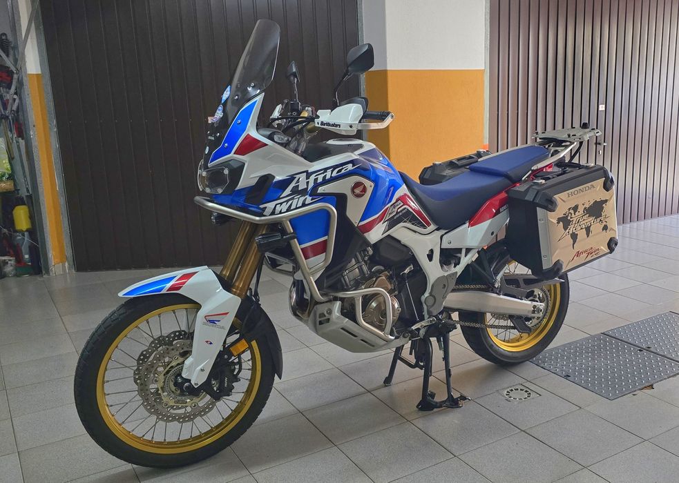 Honda CRF1000L África twin Adventure Sports Tricolor Dez 2019