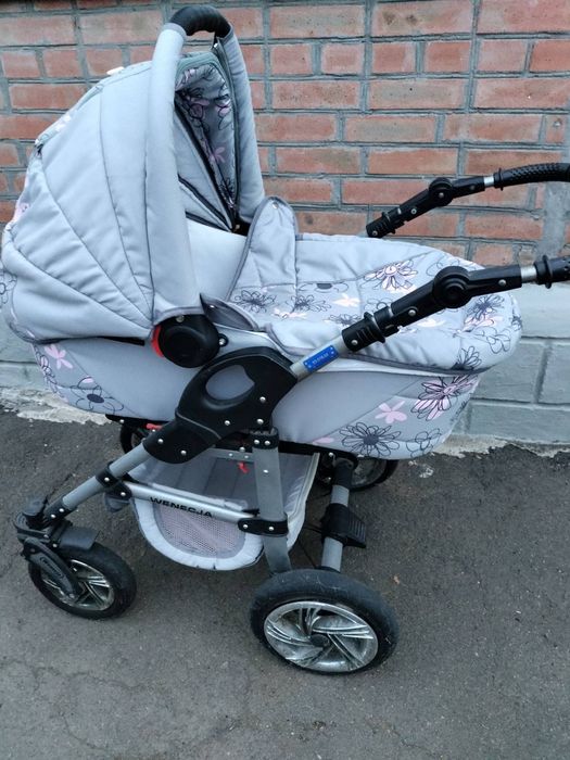 Продам дитячу коляску